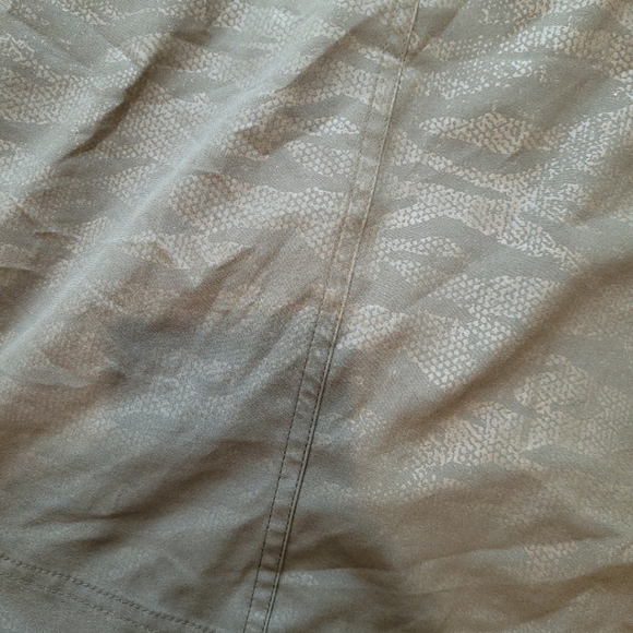 Orvis Sport Tennis Skirt Camo embossed design womens size small - Picture 6 of 10